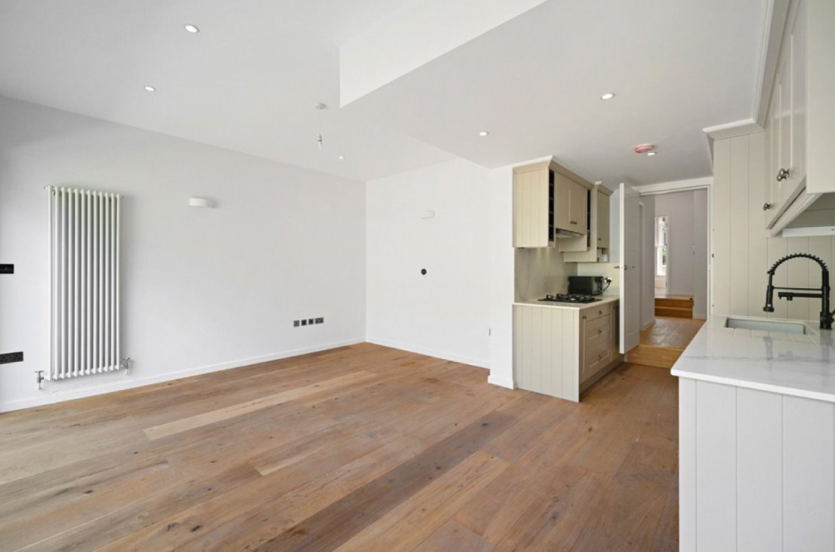 102SSA-ATG-04-XX-PH-A-0027-Flat No.1 Living Room and Kitchen Corner View
