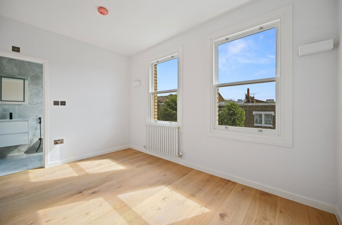 102SSA-ATG-04-XX-PH-A-0038-Flat No.3 Bedroom with Ensuite